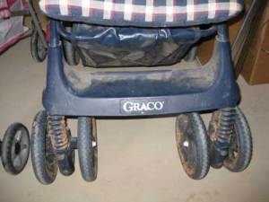 I'll have to clean the dust, mud and hay and grain remnants from this stroller so I'm not embarrassed to be seen pushing it.